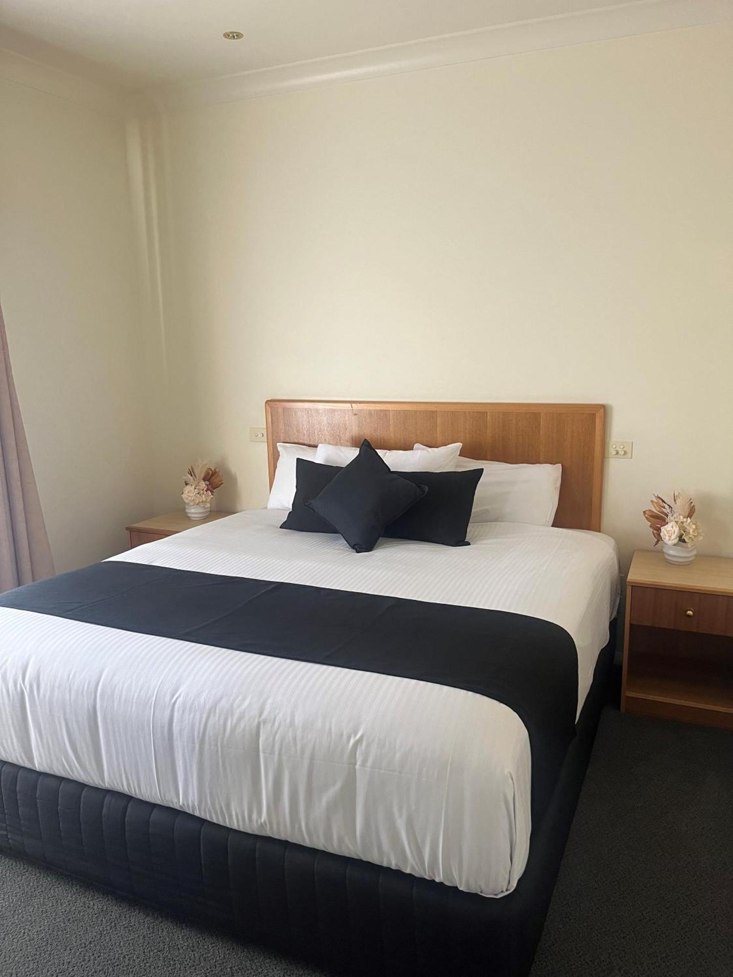 Turners Vineyard Motel Orange Ngoại thất bức ảnh